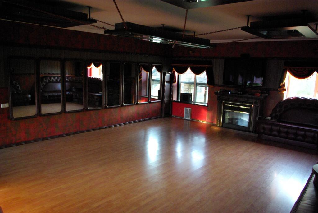 Salsa Hotel Ventspils Extérieur photo